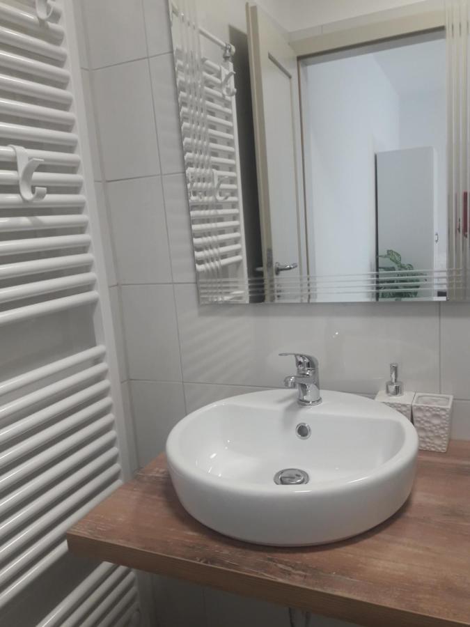 Apartma Oddih Dutovlje Eksteriør billede